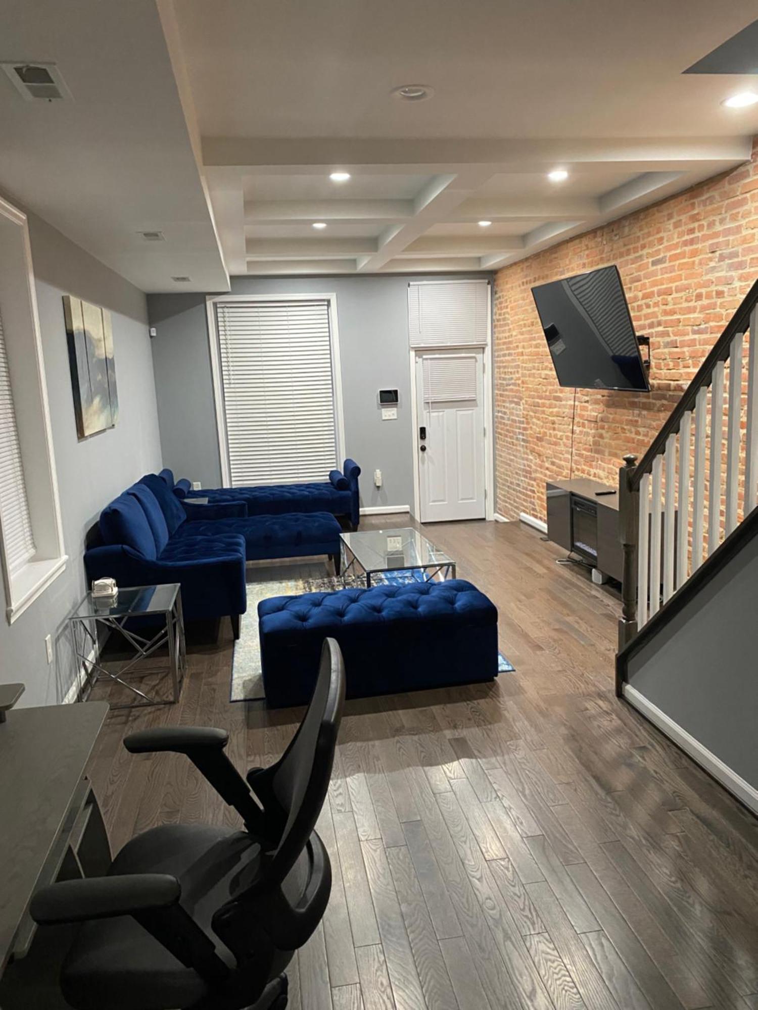 Downtown Upper Canton 3 Bdrm 3 Bath With Rooftop And Parking Pad *