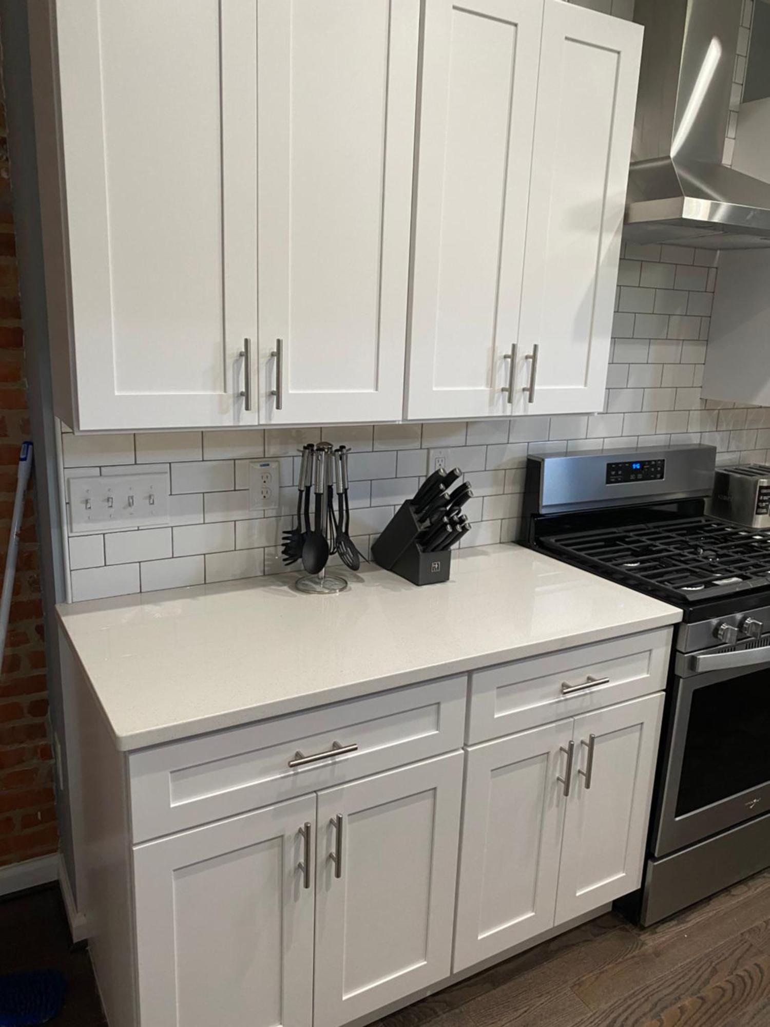 Guest house Downtown Upper Canton 3 Bdrm 3 Bath With Rooftop And Parking Pad *
