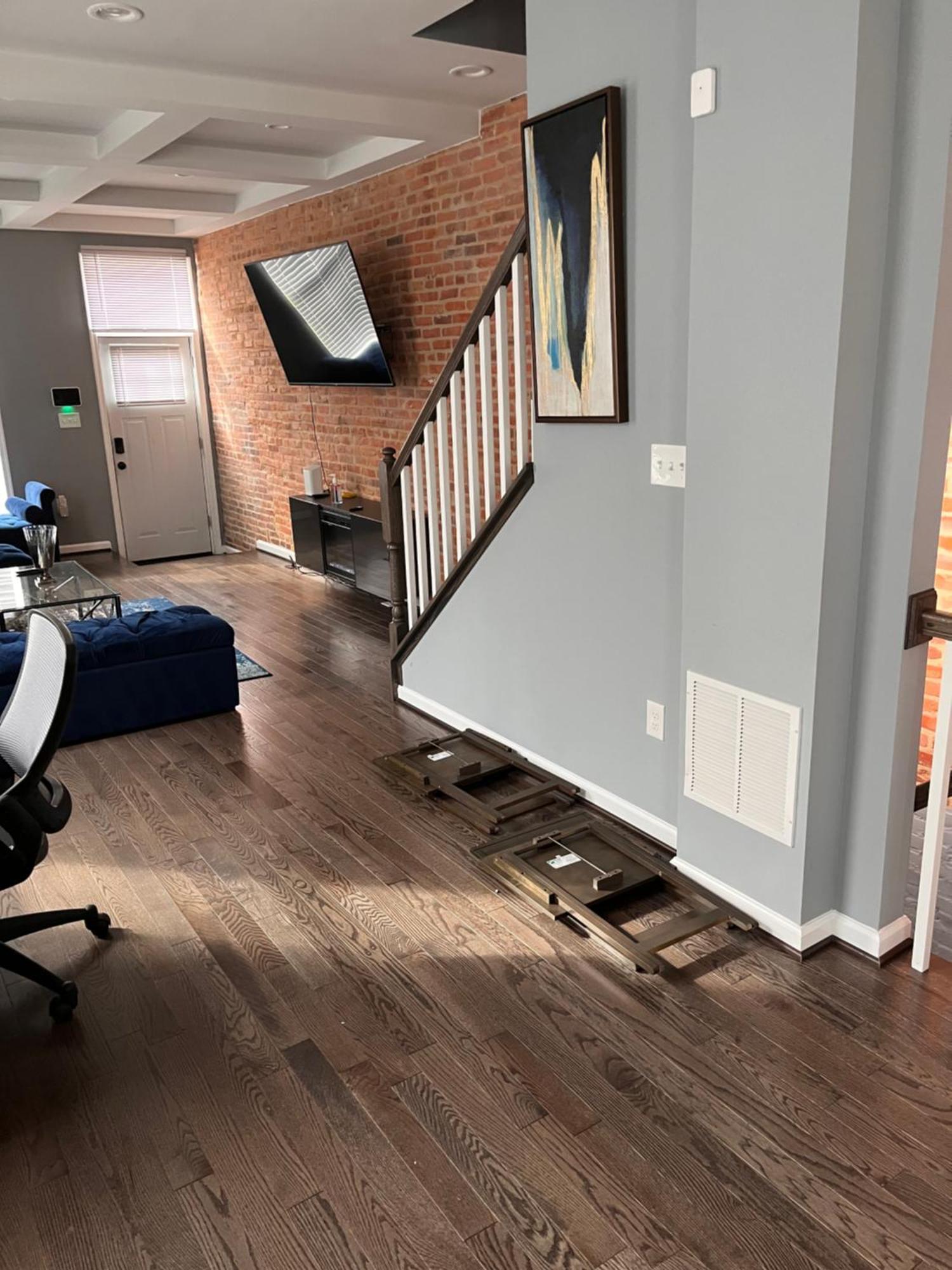 Downtown Upper Canton 3 Bdrm 3 Bath With Rooftop And Parking Pad Guest house *