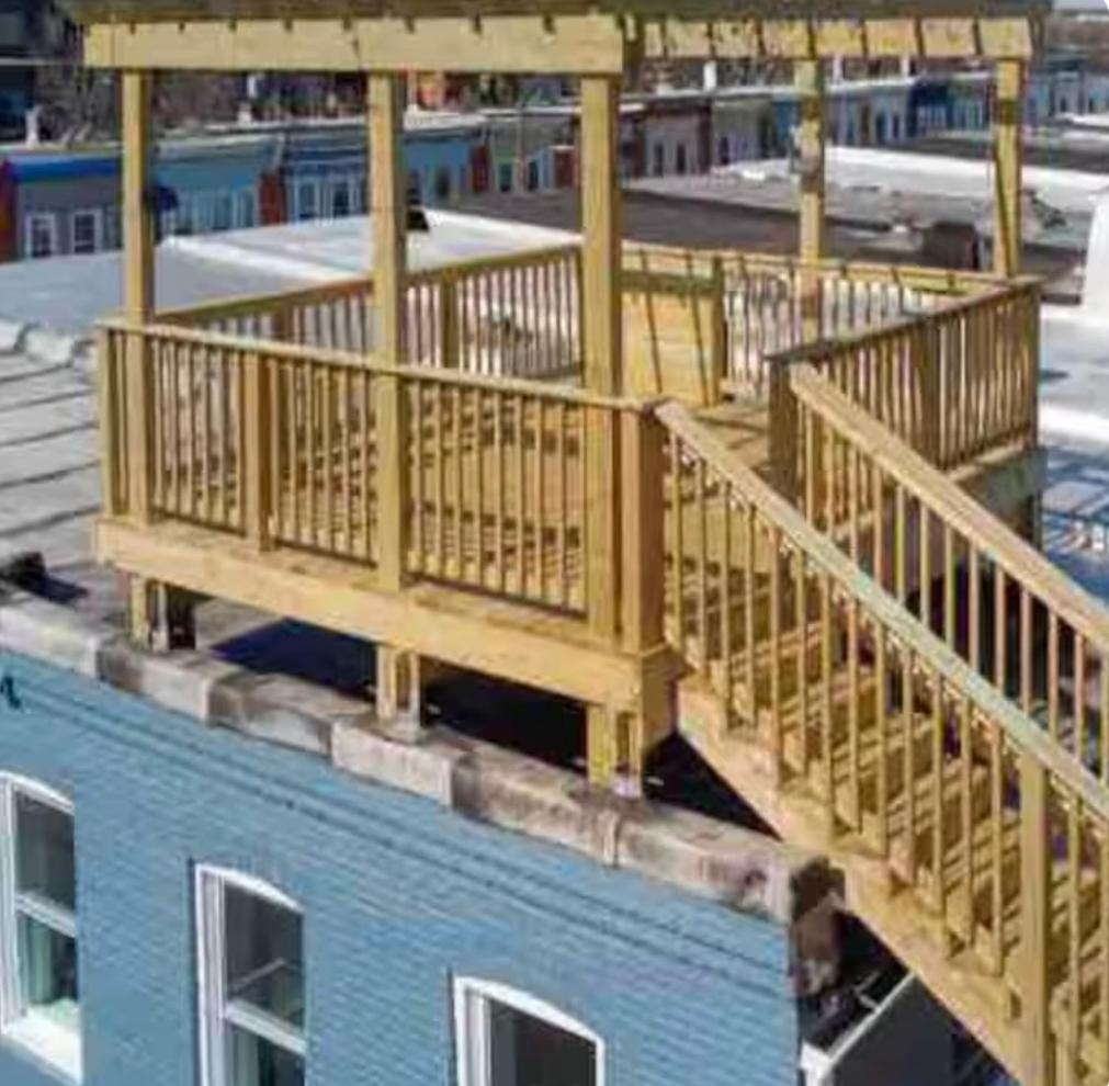 Downtown Upper Canton 3 Bdrm 3 Bath With Rooftop And Parking Pad Guest house